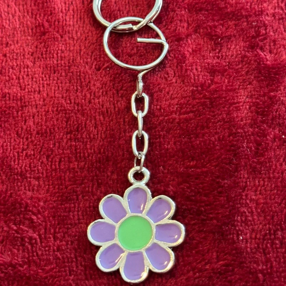 Silver Tone Purple and Green Enamel Flower Daisy Keychain Bag Charm Accessory